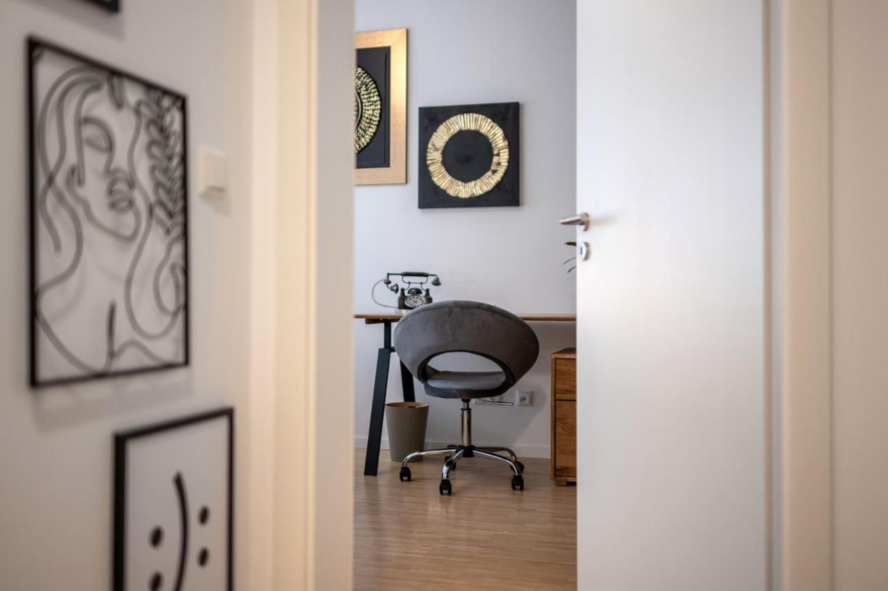 Appartement Alpenflair / Luxury / 100Qm / Work / Travel / Netflix à Penzberg Extérieur photo